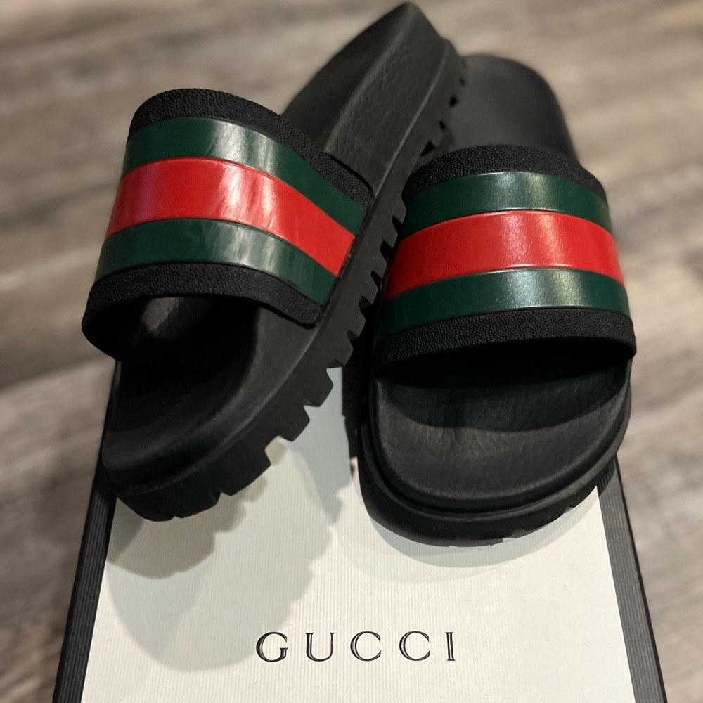 Gucci Slides authentic with rubber sole